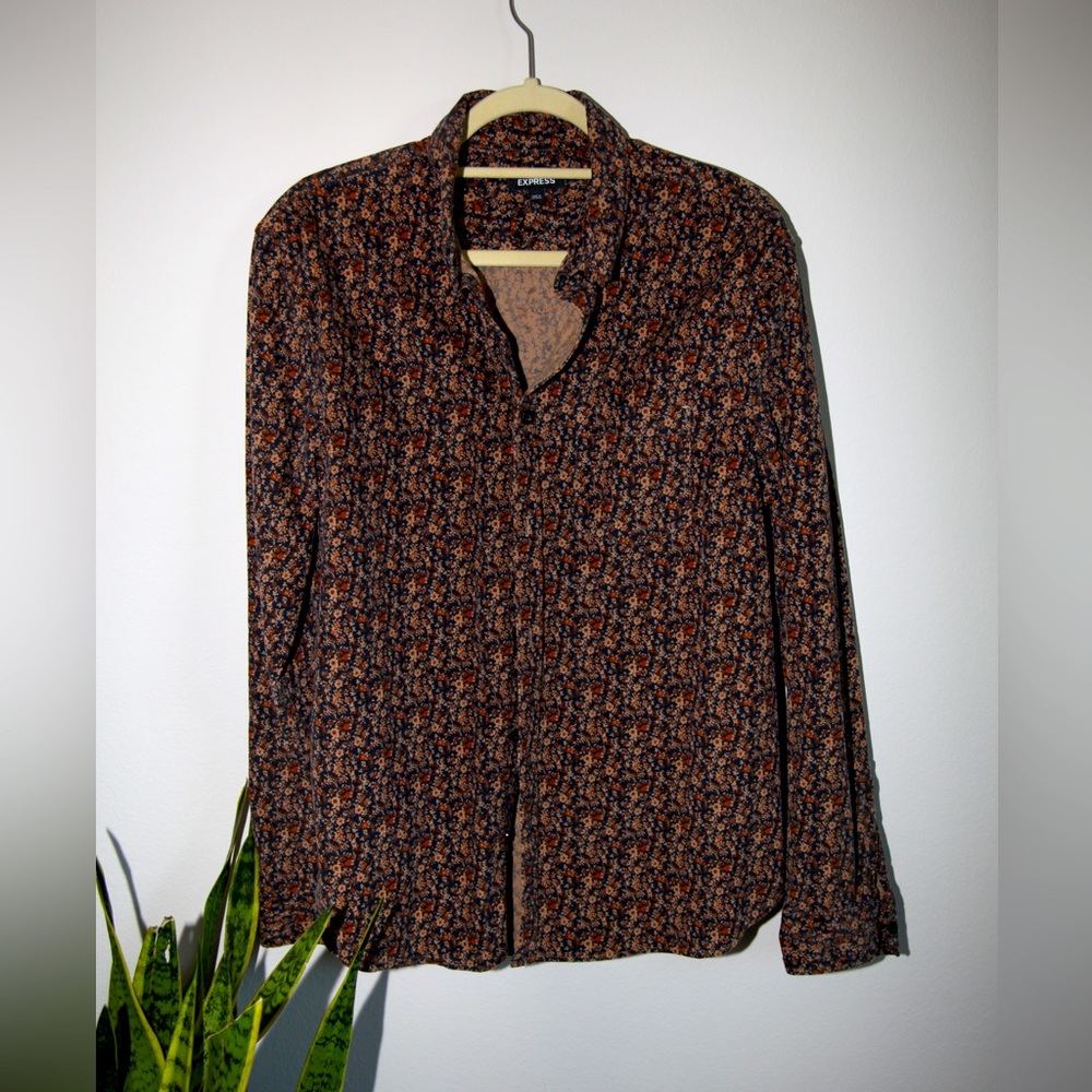 EXPRESS Floral Corduroy Button-Up